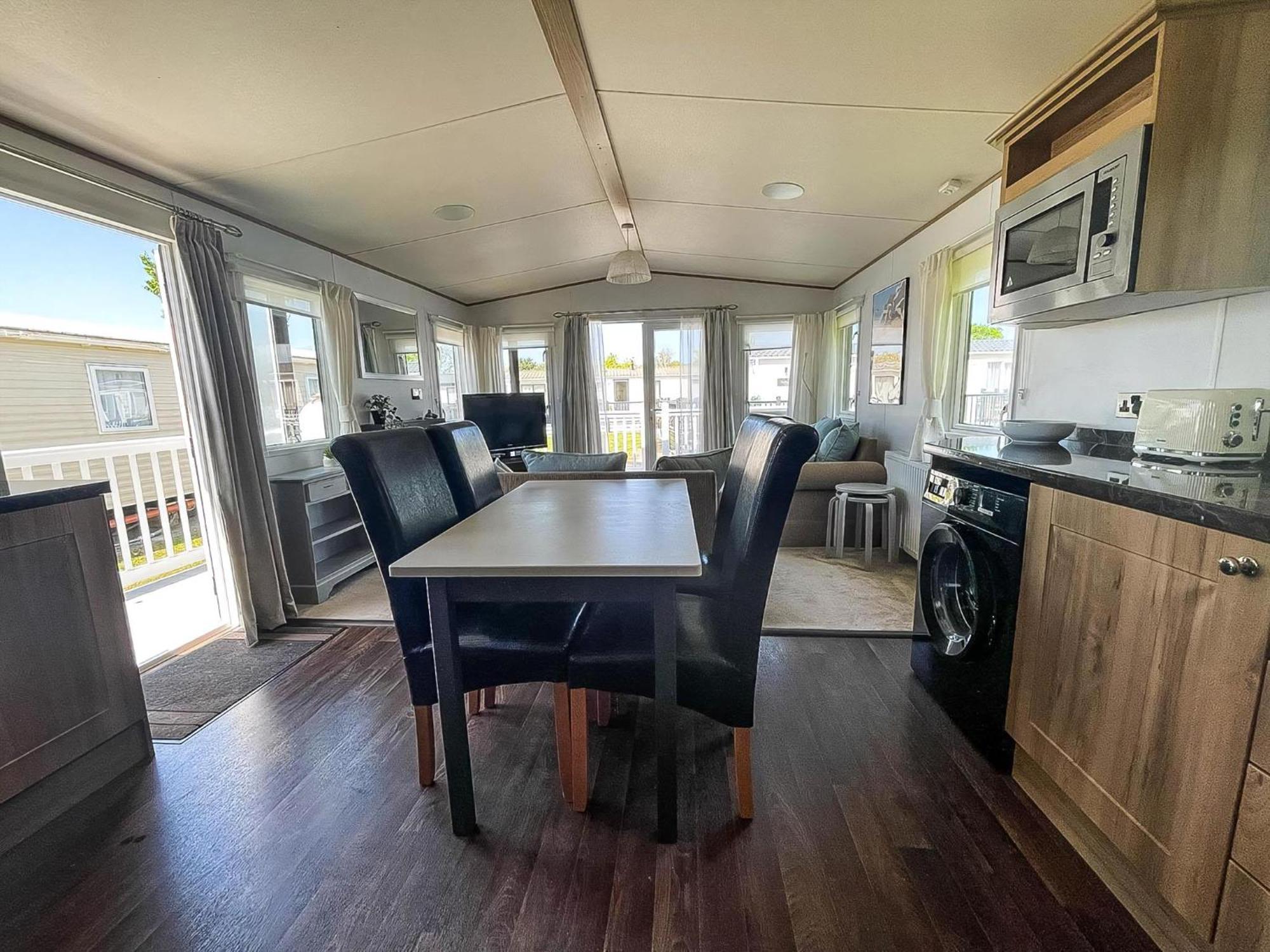 Beautiful Caravan With Decking At Carlton Meres Park, Suffolk Ref 60022m *